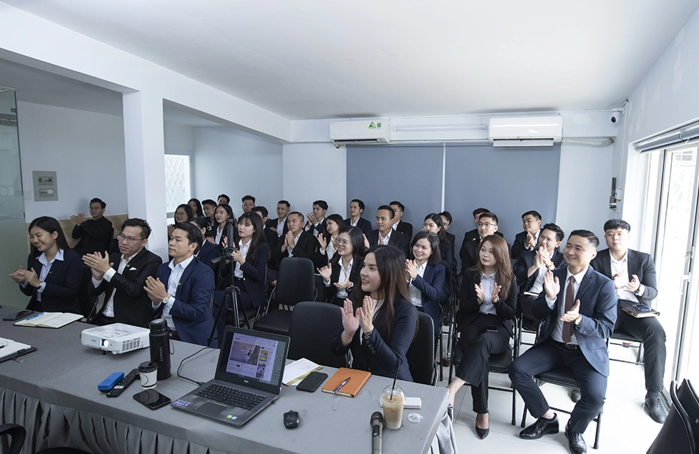 Đỗi ngũ chuyên nghiệp, dày dạn kinh nghiệm