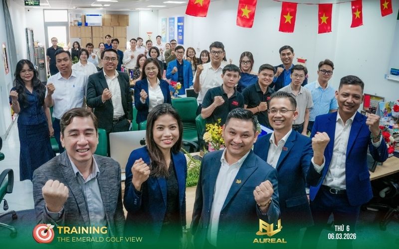 Đội ngũ chuyên viên AUREAL làm việc cùng đối tác Houze và Đất Phương Nam về dự án The Emerald Golf View