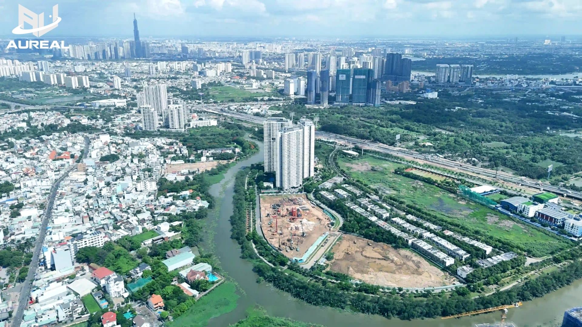 Toàn cảnh công trường dự án Palm River Quận 2 tháng 8/2026