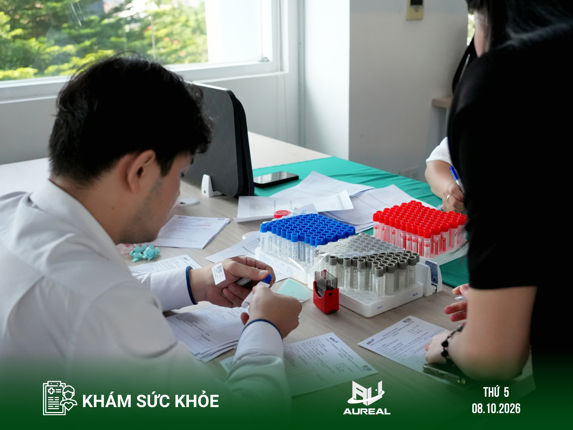 Đội ngũ AUREAL đăng ký thông tin khám sức khỏe 